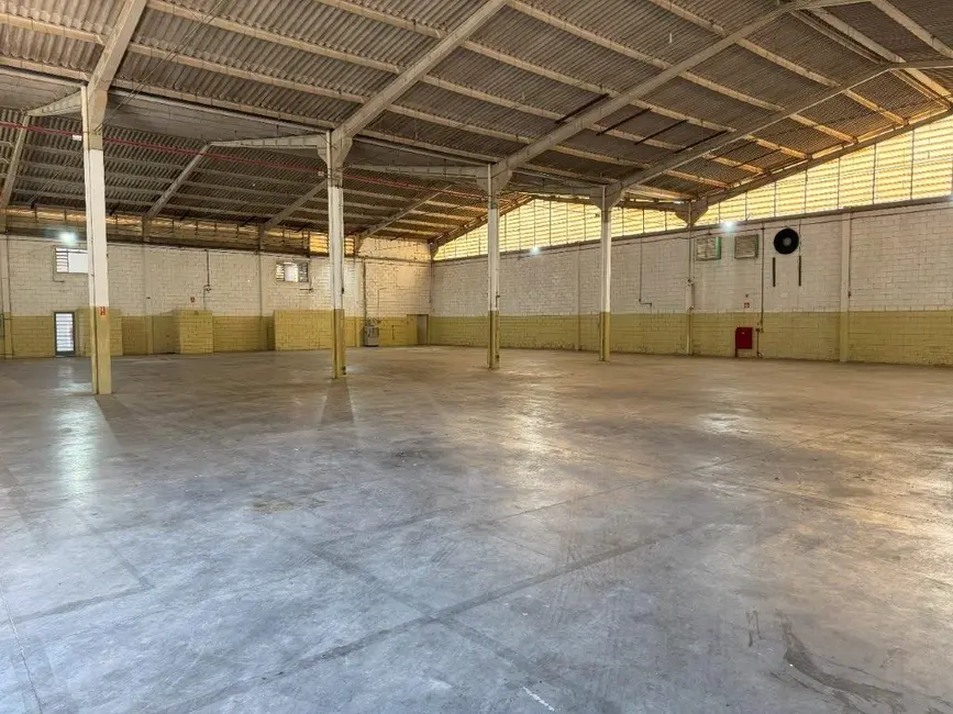 Armazém / Galpão à venda e para alugar, 2220m2 em Itupeva - SP - imagem 1 Foto 1 de Armazém / Galpão à venda e para alugar, 2220m2 em Itupeva - SP