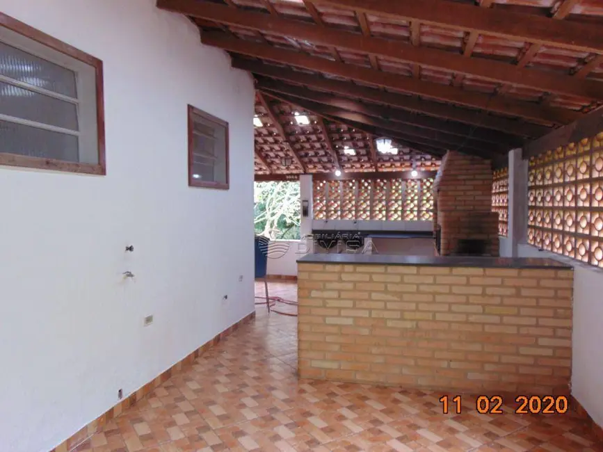 Chácara com 4 quartos à venda, 2262m2 em Boituva - SP - imagem 8 Foto 8 de Chácara com 4 quartos à venda, 2262m2 em Boituva - SP