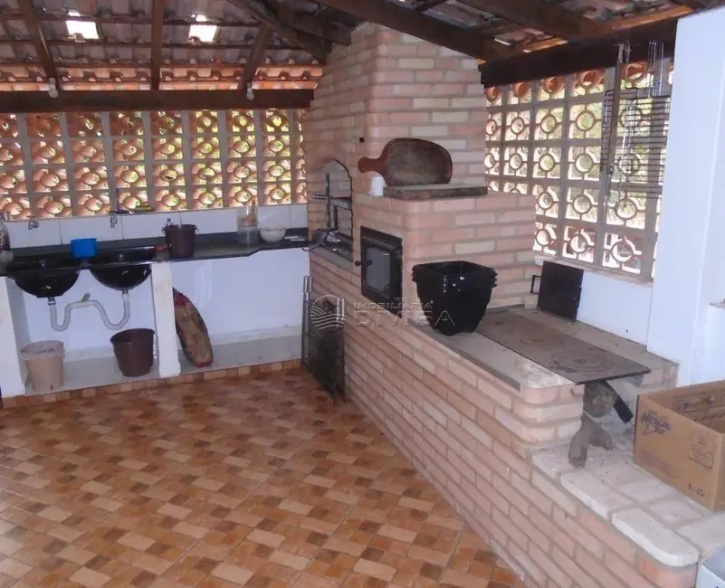 Chácara com 4 quartos à venda, 2262m2 em Boituva - SP - imagem 9 Foto 9 de Chácara com 4 quartos à venda, 2262m2 em Boituva - SP