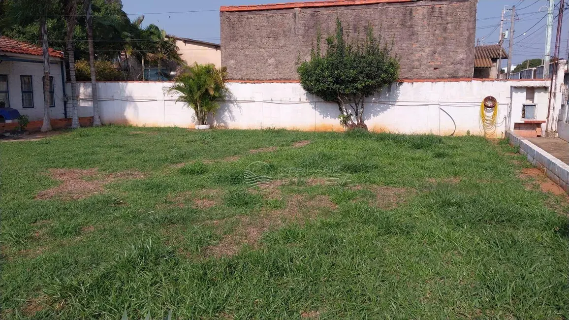 Foto 3 de Casa com 2 quartos à venda, 800m2 em Elias Fausto - SP