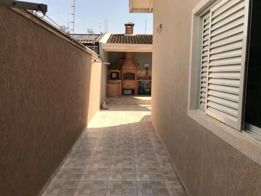 Casa com 3 quartos à venda, 250m2 em Itupeva - SP - imagem 6 Foto 6 de Casa com 3 quartos à venda, 250m2 em Itupeva - SP