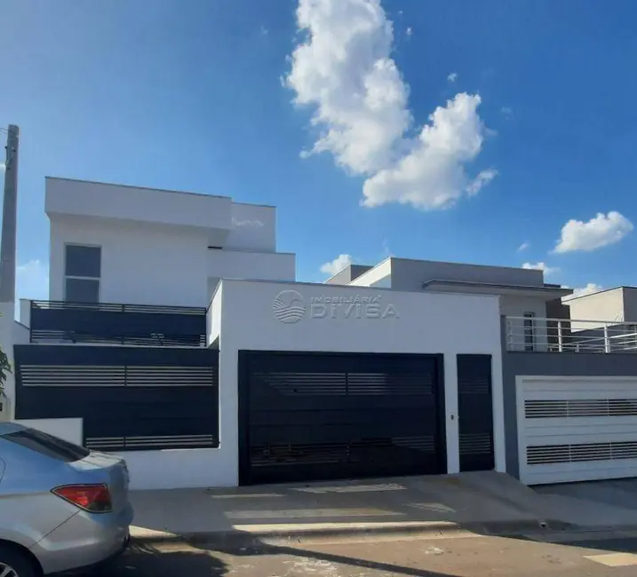 Foto 2 de Casa com 3 quartos à venda, 250m2 em Itupeva - SP