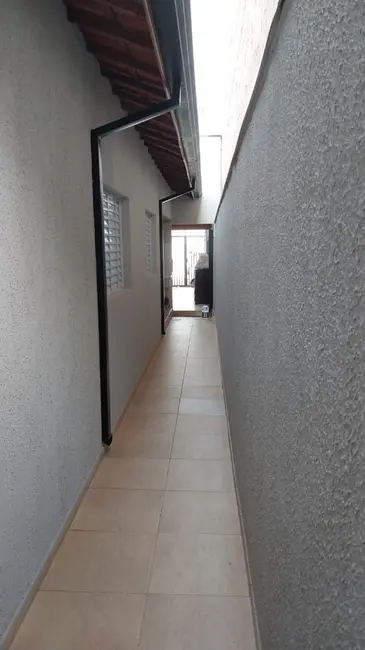 Foto 9 de Casa com 2 quartos à venda, 200m2 em Elias Fausto - SP