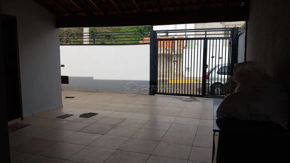 Casa com 2 quartos à venda, 200m2 em Elias Fausto - SP - imagem 6 Foto 6 de Casa com 2 quartos à venda, 200m2 em Elias Fausto - SP