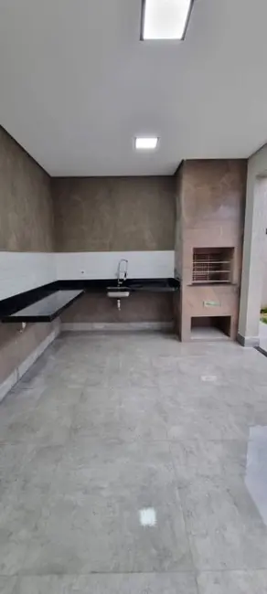 Casa de Condomínio com 3 quartos à venda, 300m2 em Itupeva - SP - imagem 3 Foto 3 de Casa de Condomínio com 3 quartos à venda, 300m2 em Itupeva - SP