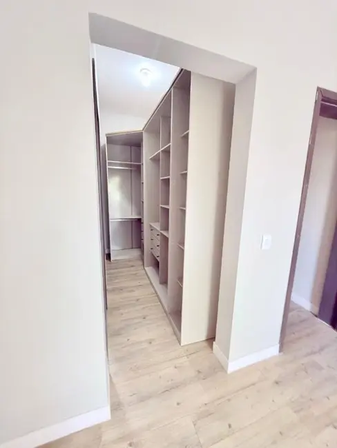 Foto 8 de Casa de Condomínio com 3 quartos à venda e para alugar, 250m2 em Itupeva - SP