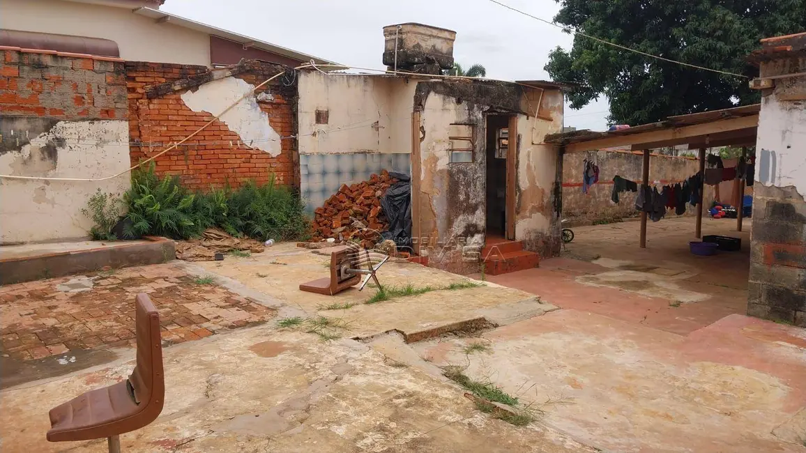 Foto 7 de Casa com 2 quartos à venda, 740m2 em Elias Fausto - SP