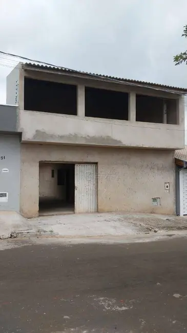 Foto 8 de Sobrado com 4 quartos à venda, 200m2 em Elias Fausto - SP