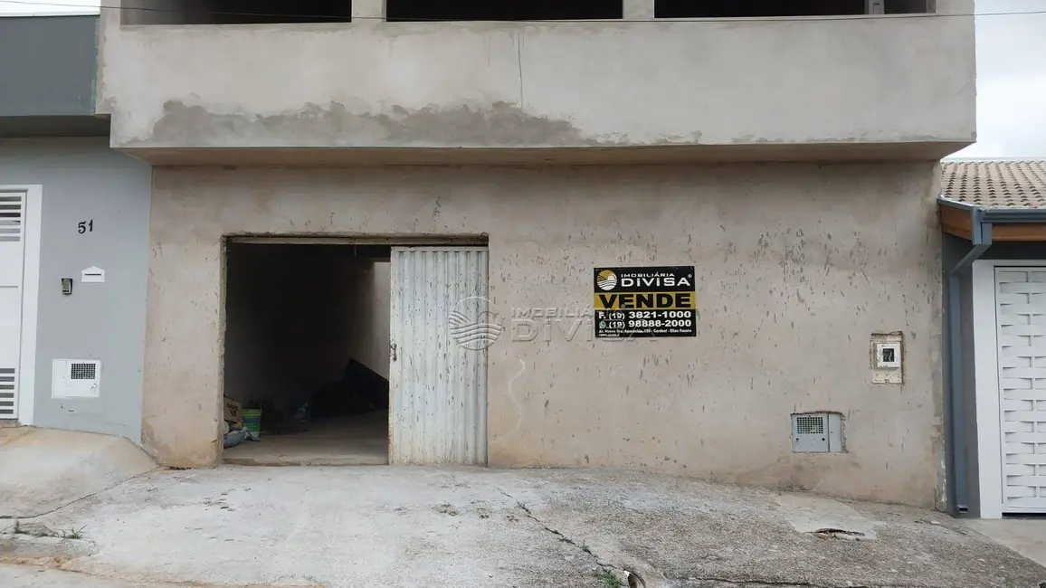 Foto 3 de Sobrado com 4 quartos à venda, 200m2 em Elias Fausto - SP