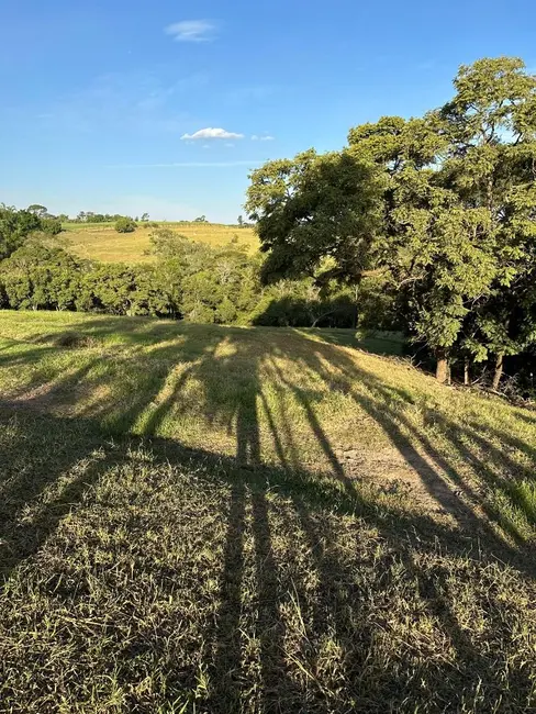 Chácara à venda, 2045m2 em Elias Fausto - SP - imagem 3 Foto 3 de Chácara à venda, 2045m2 em Elias Fausto - SP