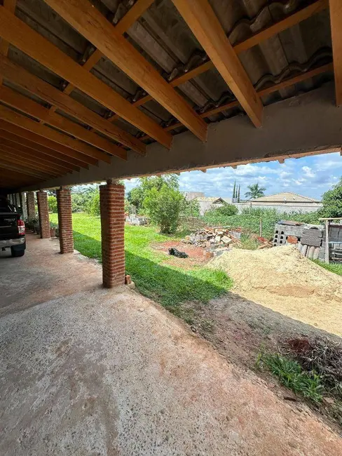 Chácara com 2 quartos à venda, 1000m2 em Elias Fausto - SP - imagem 7 Foto 7 de Chácara com 2 quartos à venda, 1000m2 em Elias Fausto - SP