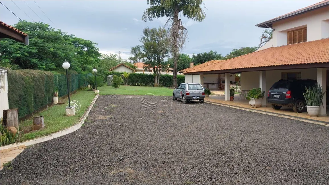 Chácara com 4 quartos à venda, 4656m2 em Elias Fausto - SP - imagem 5 Foto 5 de Chácara com 4 quartos à venda, 4656m2 em Elias Fausto - SP