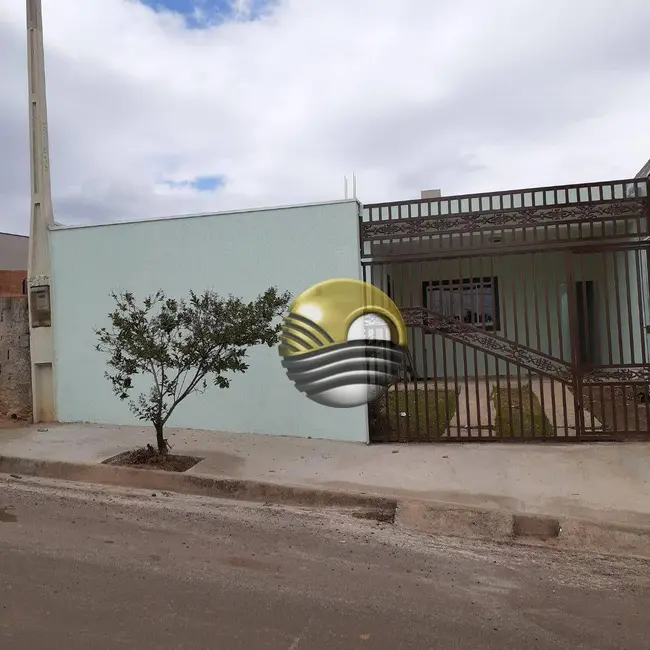 Foto 3 de Casa com 3 quartos à venda, 200m2 em Elias Fausto - SP