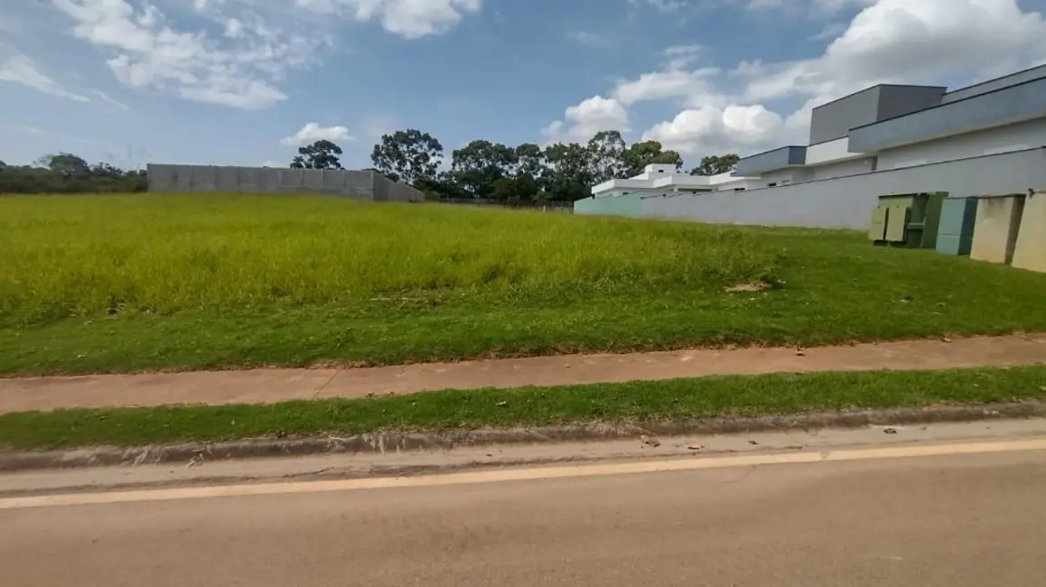 Foto 1 de Terreno / Lote à venda, 800m2 em Itupeva - SP