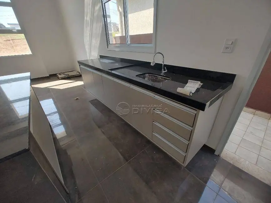 Foto 5 de Casa de Condomínio com 3 quartos à venda e para alugar, 300m2 em Itupeva - SP