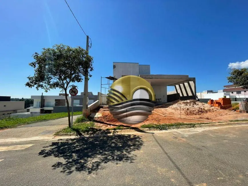 Casa de Condomínio com 3 quartos à venda, 300m2 em Itupeva - SP - imagem 3 Foto 3 de Casa de Condomínio com 3 quartos à venda, 300m2 em Itupeva - SP