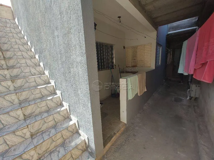 Foto 3 de Casa com 5 quartos à venda, 150m2 em Itupeva - SP