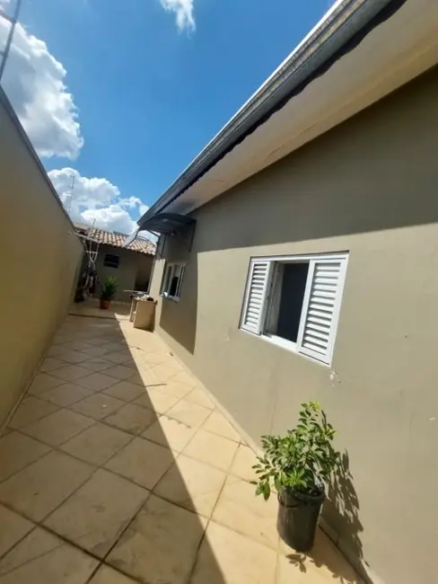 Casa com 3 quartos à venda, 270m2 em Itupeva - SP - imagem 3 Foto 3 de Casa com 3 quartos à venda, 270m2 em Itupeva - SP