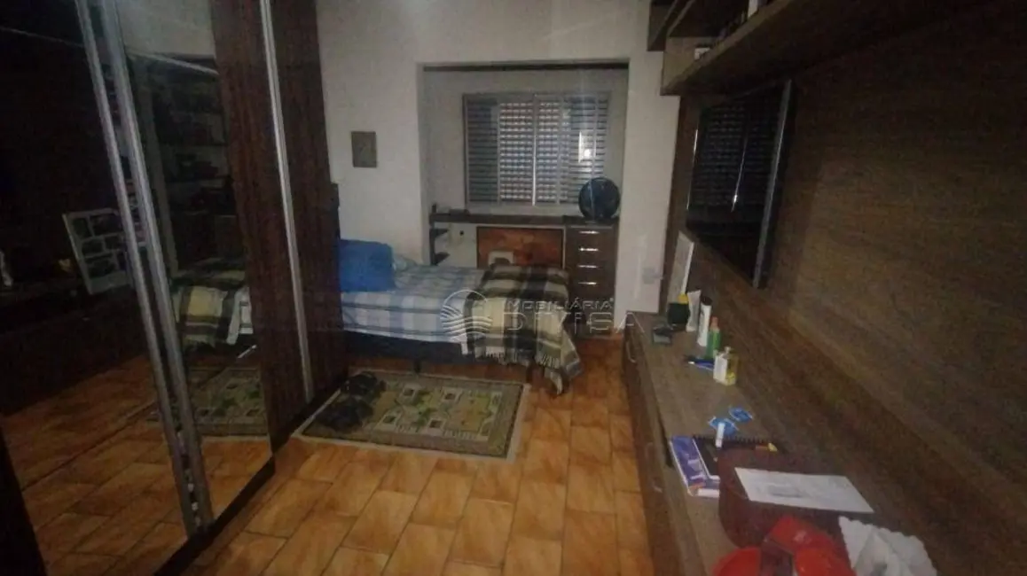 Foto 3 de Casa com 4 quartos à venda, 180m2 em Itupeva - SP