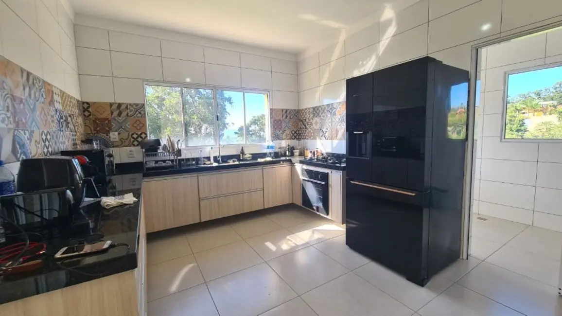 Casa de Condomínio com 3 quartos à venda, 1000m2 em Itupeva - SP - imagem 4 Foto 4 de Casa de Condomínio com 3 quartos à venda, 1000m2 em Itupeva - SP