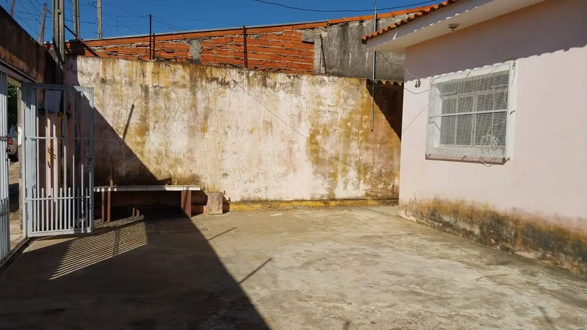 Foto 2 de Casa com 3 quartos à venda, 250m2 em Elias Fausto - SP