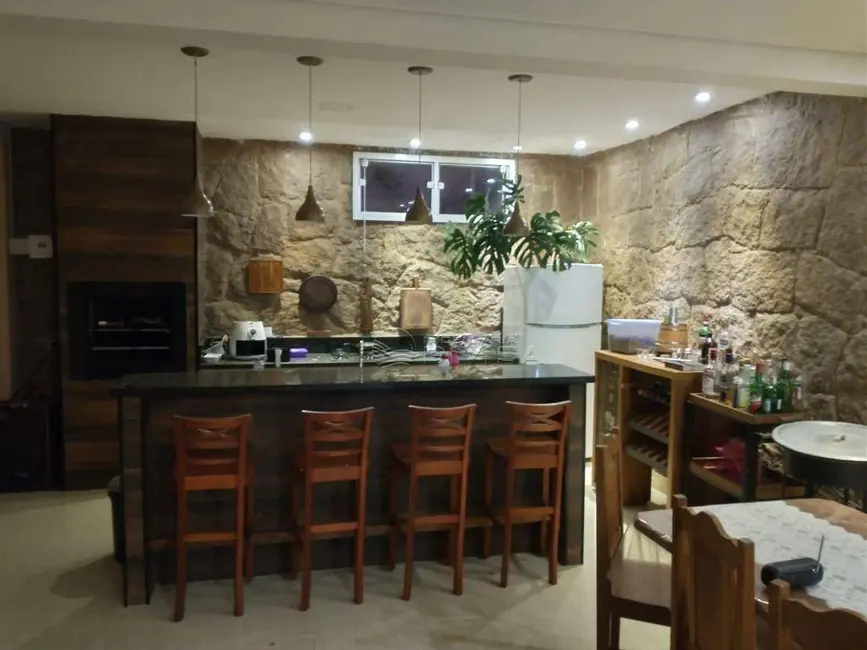 Chácara com 3 quartos à venda, 1200m2 em Itupeva - SP - imagem 2 Foto 2 de Chácara com 3 quartos à venda, 1200m2 em Itupeva - SP