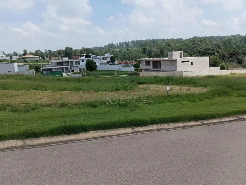 Foto 1 de Terreno / Lote à venda, 800m2 em Itupeva - SP