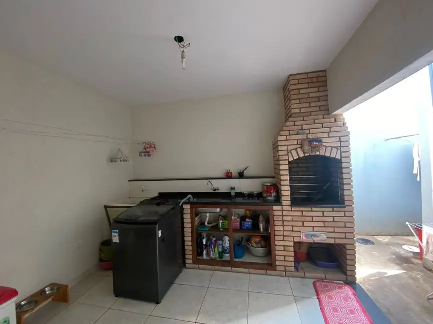 Casa com 4 quartos à venda, 125m2 em Itupeva - SP - imagem 3 Foto 3 de Casa com 4 quartos à venda, 125m2 em Itupeva - SP