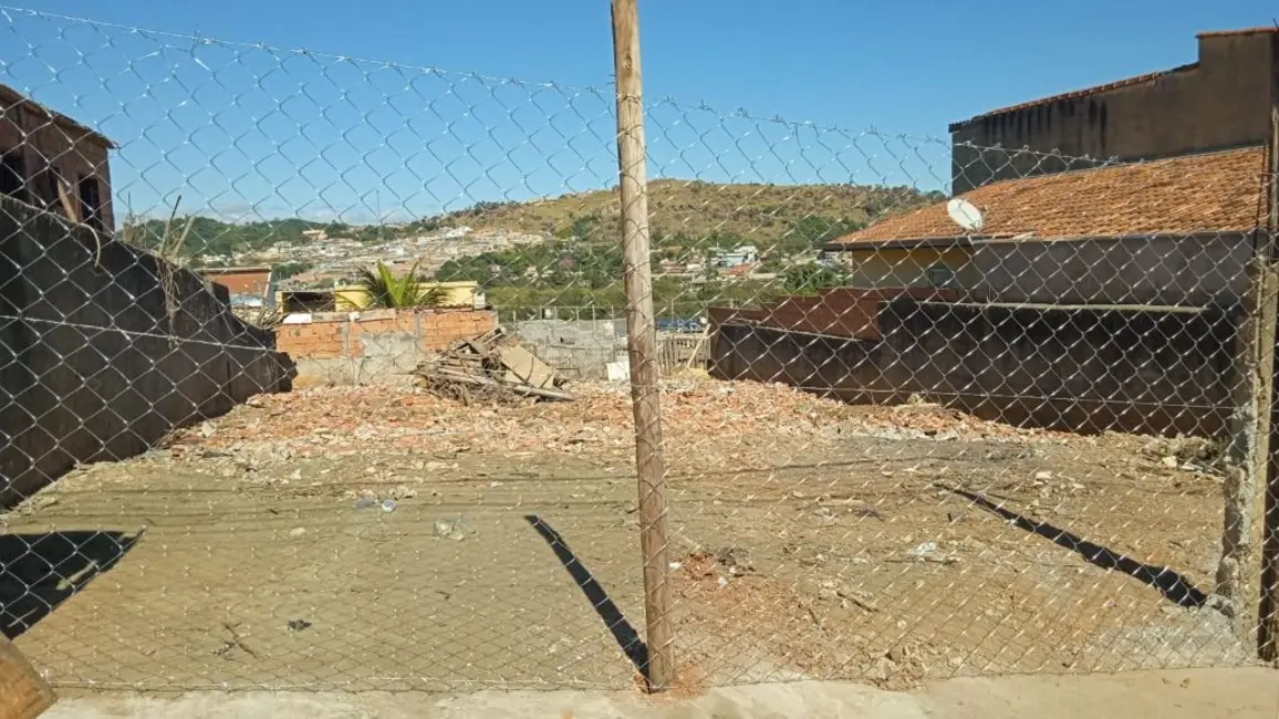 Foto 1 de Terreno / Lote à venda, 300m2 em Itupeva - SP