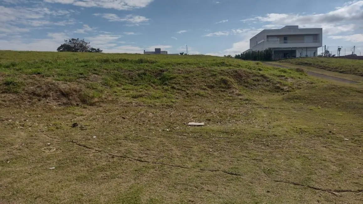 Foto 1 de Terreno / Lote à venda, 840m2 em Itupeva - SP