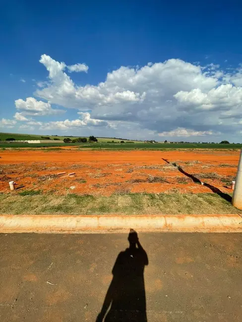 Foto 1 de Terreno / Lote à venda, 175m2 em Elias Fausto - SP