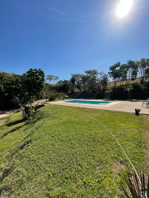 Foto 3 de Chácara com 4 quartos para alugar, 1500m2 em Elias Fausto - SP