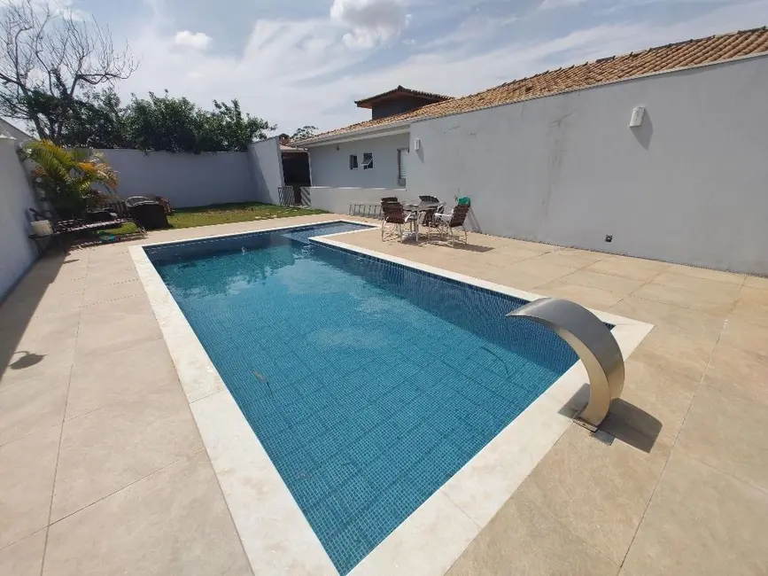 Foto 1 de Casa com 3 quartos à venda, 400m2 em Itupeva - SP