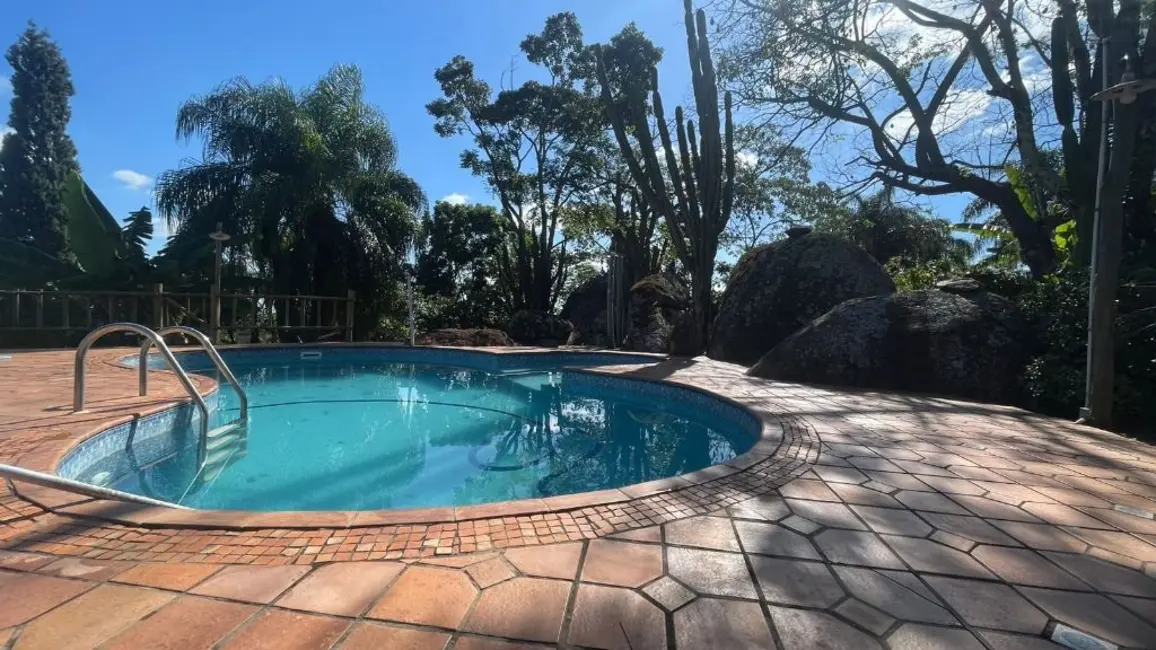 Chácara com 3 quartos à venda, 1245m2 em Itupeva - SP - imagem 9 Foto 9 de Chácara com 3 quartos à venda, 1245m2 em Itupeva - SP