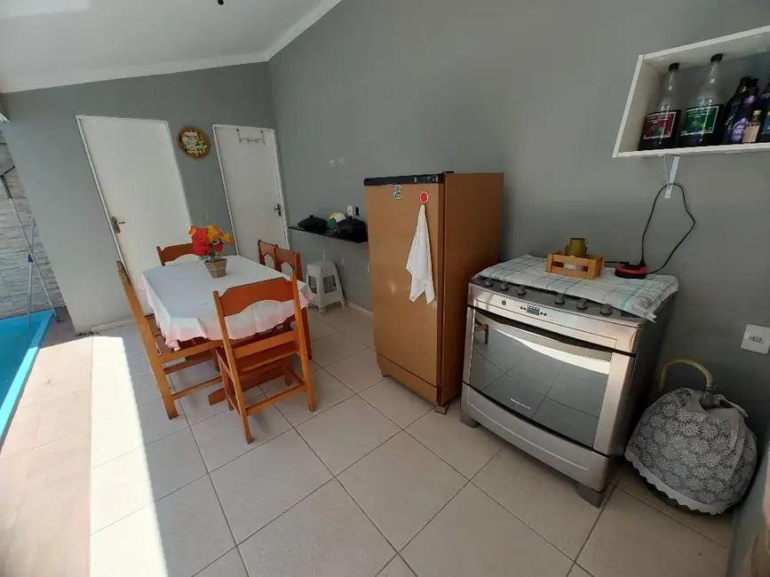 Casa com 3 quartos à venda, 200m2 em Itupeva - SP - imagem 4 Foto 4 de Casa com 3 quartos à venda, 200m2 em Itupeva - SP