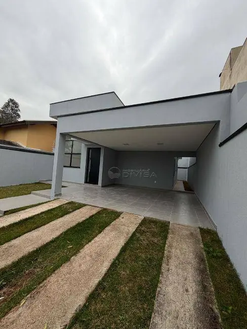 Casa com 3 quartos à venda e para alugar, 250m2 em Itupeva - SP - imagem 4 Foto 4 de Casa com 3 quartos à venda e para alugar, 250m2 em Itupeva - SP