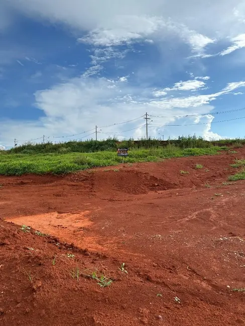 Foto 3 de Terreno / Lote à venda, 304m2 em Elias Fausto - SP