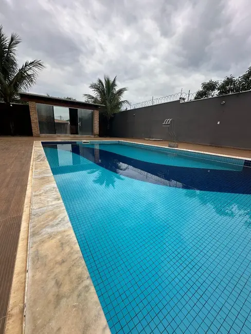 Chácara com 4 quartos à venda, 1075m2 em Elias Fausto - SP - imagem 4 Foto 4 de Chácara com 4 quartos à venda, 1075m2 em Elias Fausto - SP