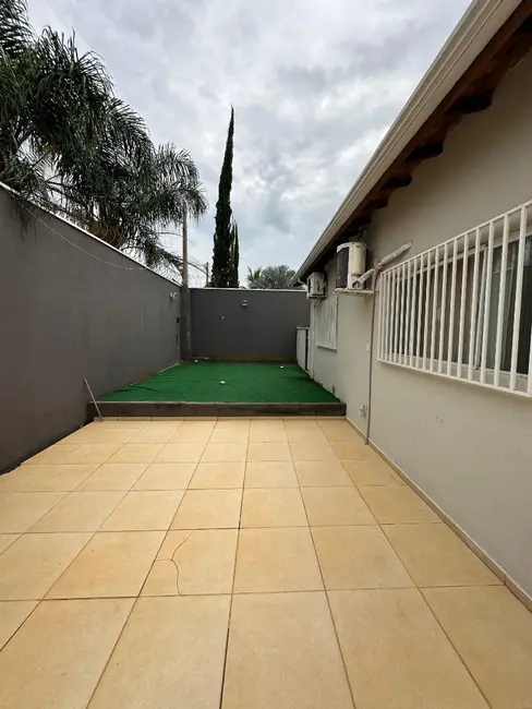 Chácara com 4 quartos à venda, 1075m2 em Elias Fausto - SP - imagem 9 Foto 9 de Chácara com 4 quartos à venda, 1075m2 em Elias Fausto - SP