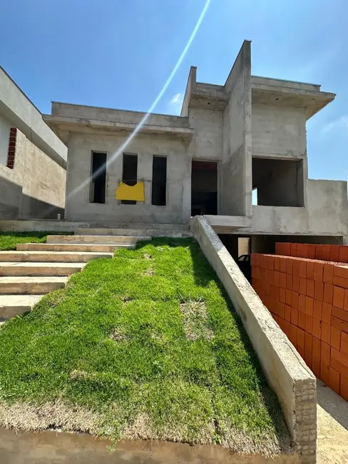 Foto 5 de Casa com 3 quartos à venda, 300m2 em Salto - SP