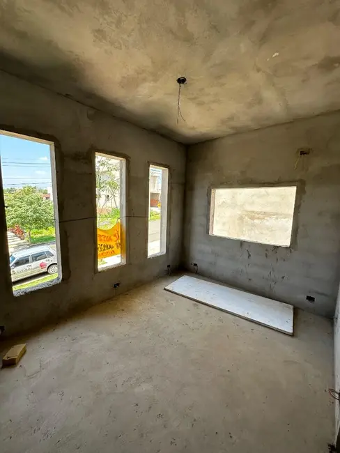 Foto 9 de Casa com 3 quartos à venda, 300m2 em Salto - SP