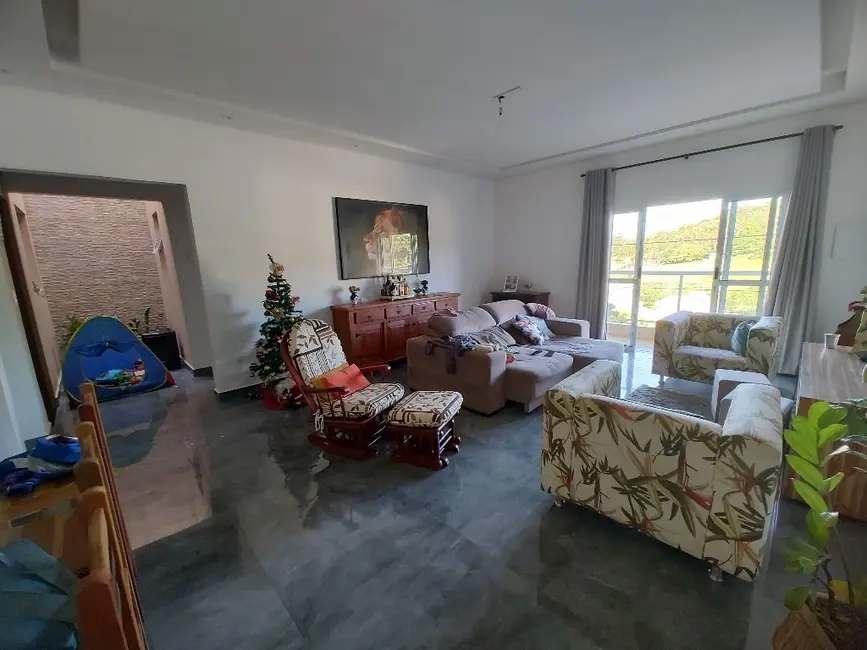 Casa com 3 quartos à venda, 250m2 em Itupeva - SP - imagem 2 Foto 2 de Casa com 3 quartos à venda, 250m2 em Itupeva - SP