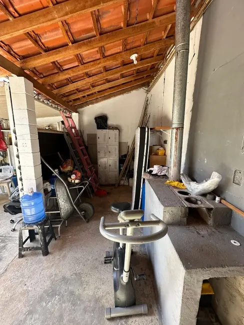 Foto 7 de Casa com 2 quartos à venda, 200m2 em Elias Fausto - SP