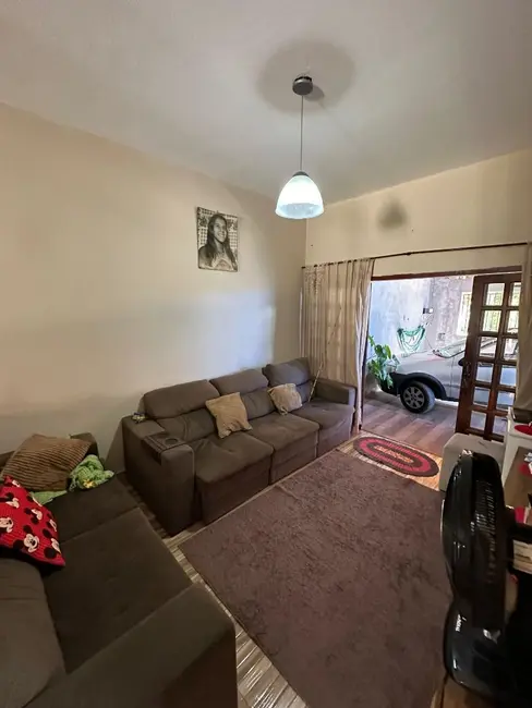 Foto 9 de Casa com 2 quartos à venda, 200m2 em Elias Fausto - SP