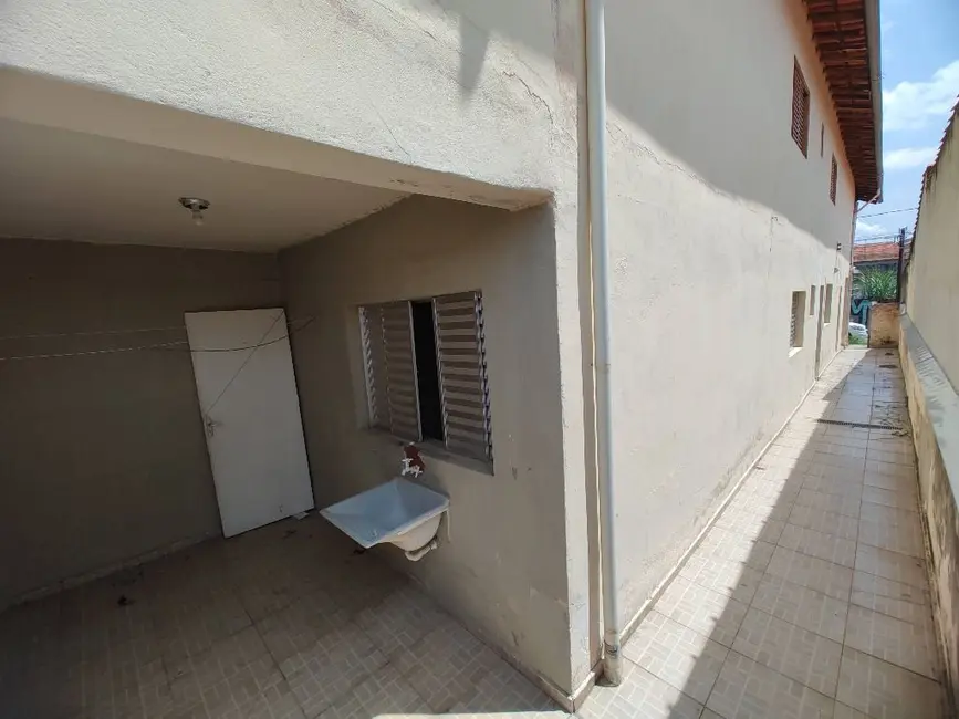 Casa com 4 quartos à venda e para alugar, 150m2 em Itupeva - SP - imagem 4 Foto 4 de Casa com 4 quartos à venda e para alugar, 150m2 em Itupeva - SP
