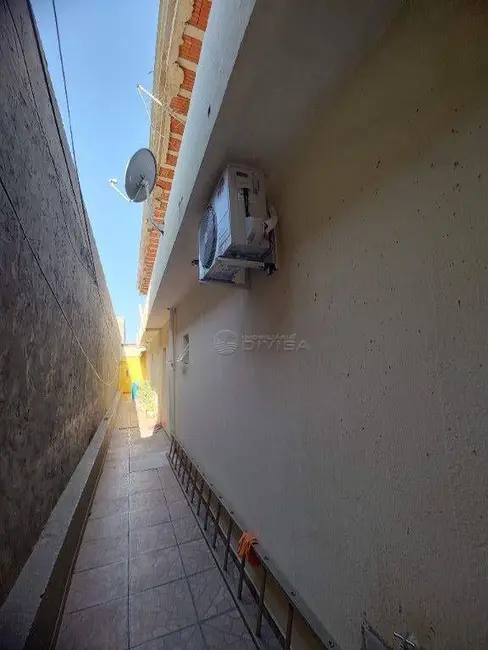 Casa com 4 quartos à venda, 125m2 em Itupeva - SP - imagem 3 Foto 3 de Casa com 4 quartos à venda, 125m2 em Itupeva - SP