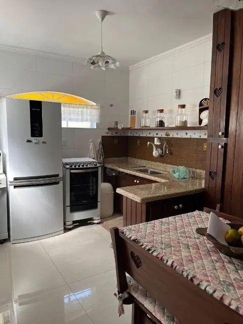 Foto 3 de Chácara com 3 quartos à venda, 3179m2 em Medeiros, Jundiai - SP