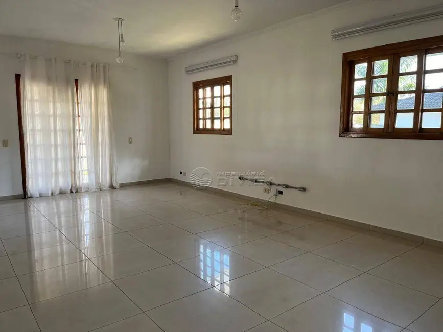 Foto 5 de Casa de Condomínio com 4 quartos para alugar, 850m2 em Itupeva - SP