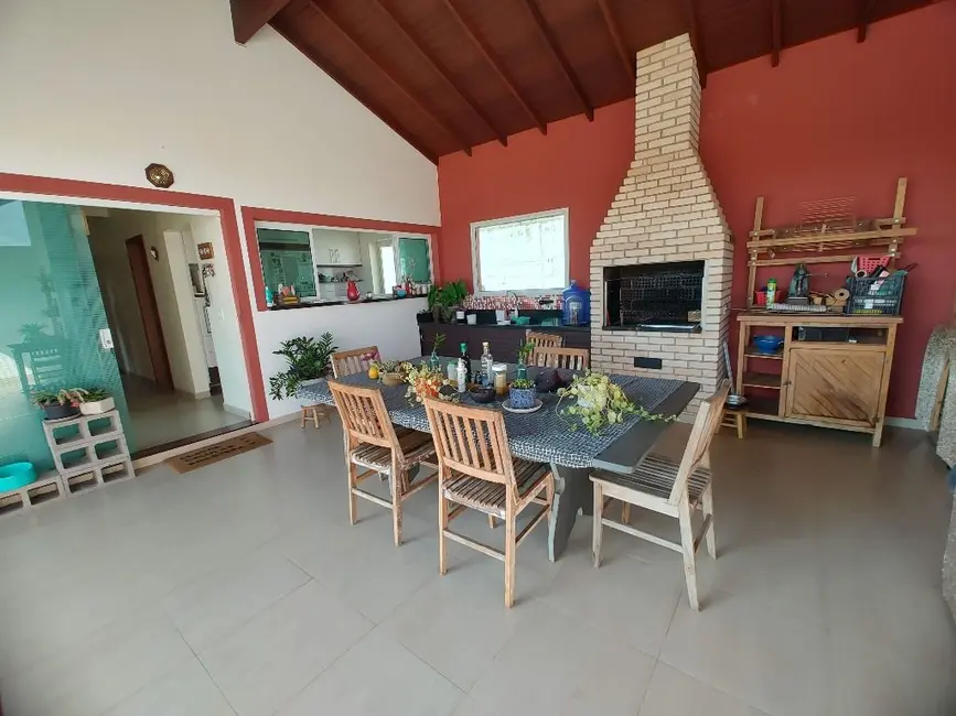 Casa de Condomínio com 2 quartos à venda, 1250m2 em Itupeva - SP - imagem 3 Foto 3 de Casa de Condomínio com 2 quartos à venda, 1250m2 em Itupeva - SP