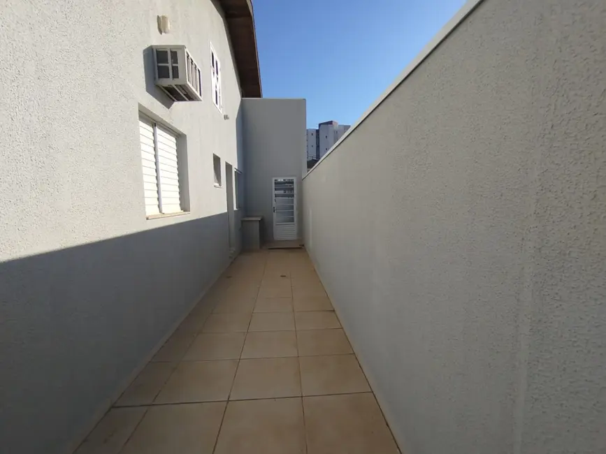 Foto 8 de Casa com 3 quartos à venda, 250m2 em Jardim Bela Vista, Indaiatuba - SP